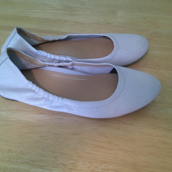 Vionic Women Alexa Leather Loafer ballet Slip on shoes sz 8.5 - Picture 4 of 5